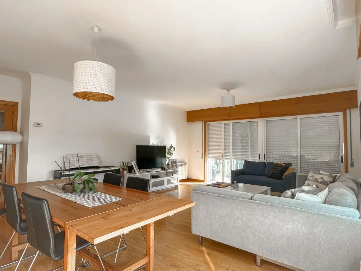 Excelente apartamento T3+1 e Lordelo do Ouro