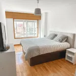 Excelente apartamento T3+1 e Lordelo do Ouro 12