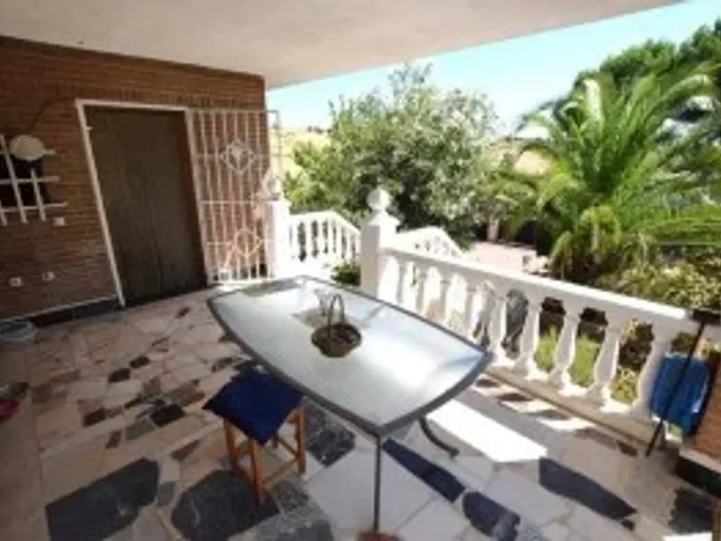 Chalet/casa independiente en Urbanización / El Viso de San Juan (Toledo)