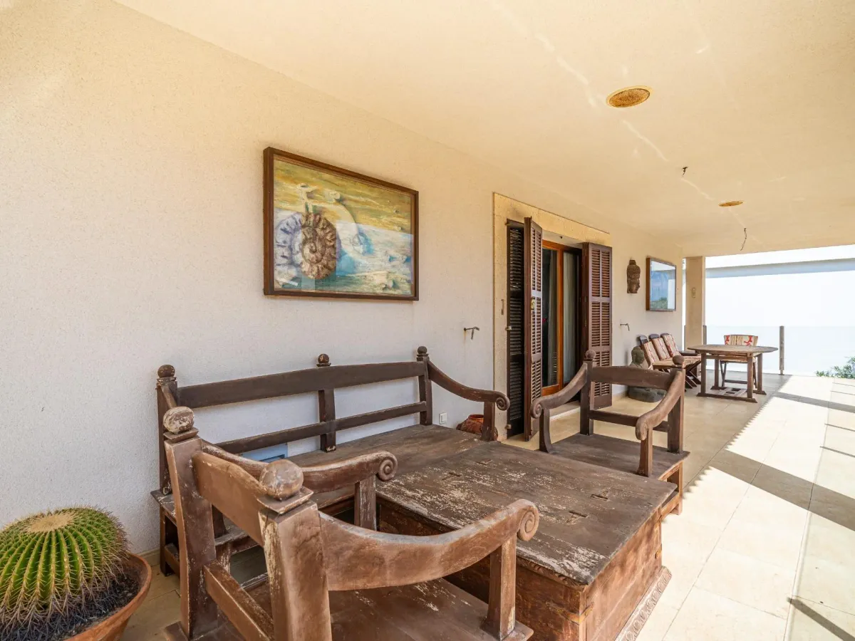 Chalet independiente de 4 plantas con ascensor y vistas al mar en Son Serra de Marina