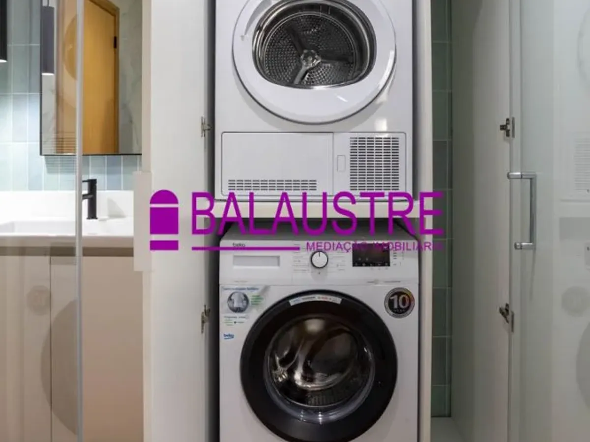 Apartamento T2 na Rua de Santo Adrião (NOVO) - 3º Esquerdo