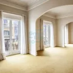 Descubre una propiedad exclusiva situada en la mejor zona del barrio de Gros en Donostia-San Sebastián. 3