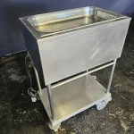 Banho-maria com rodas 4