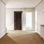 Descubre una propiedad exclusiva situada en la mejor zona del barrio de Gros en Donostia-San Sebastián. 10