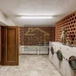 Moradia isolada tradicional junto ao mar e praia 12