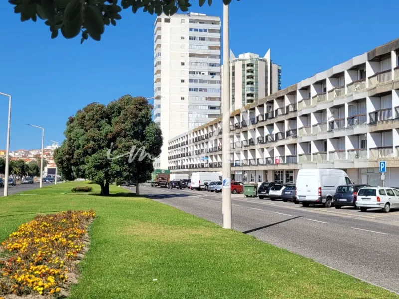 Apartamento T2 Frente de Mar