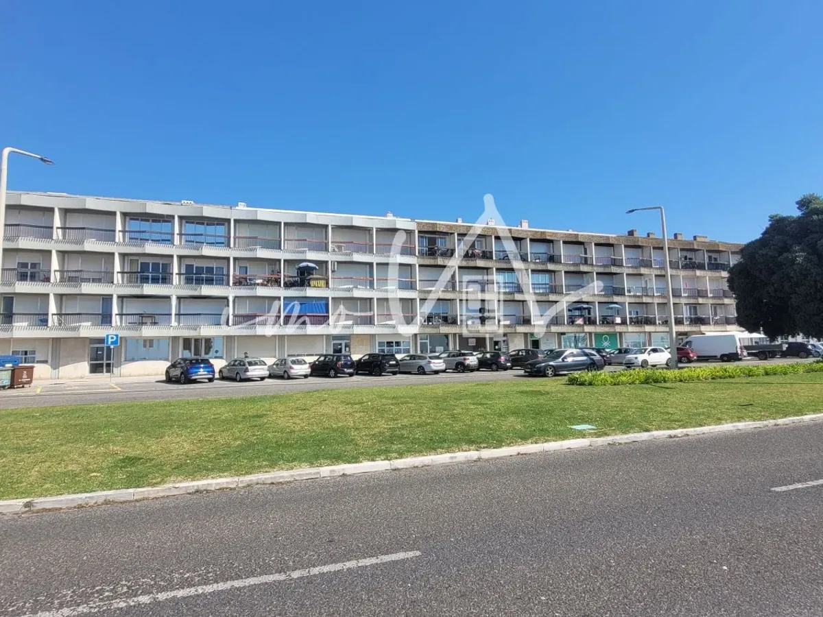 Apartamento T2 Frente de Mar