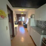 Acolhedor T1 na Sobreda em excelente estado de conservação e localização privilegiada 8