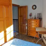 Lanjaron. Six bedroom house on a corner plot 19