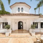 Villa front-line Aloha golf 1