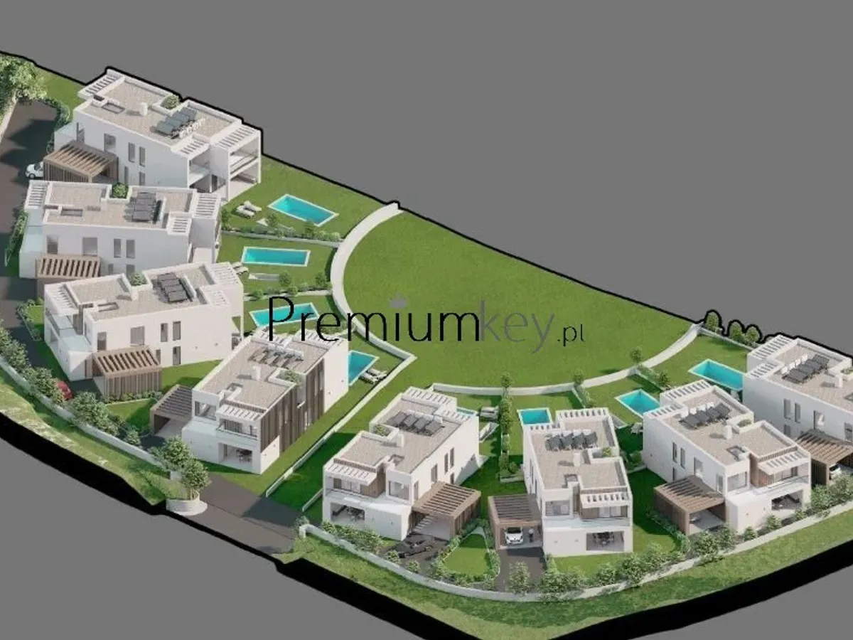 Terreno Urbano para construção de 8 moradias isoladas em Albufeira
