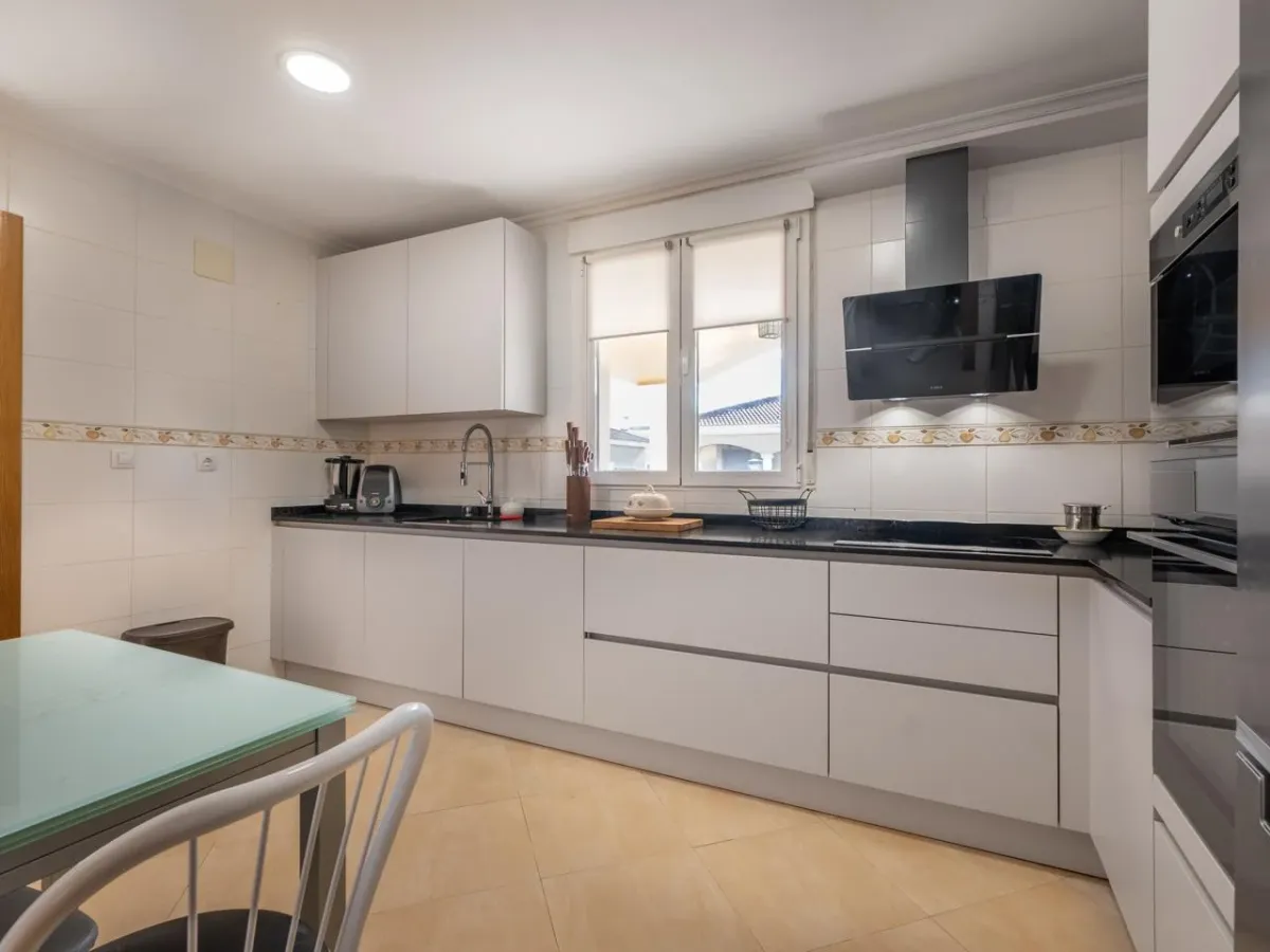 Chalet en UNA PLANTA con PISCINA en San Pedro del Arroyo