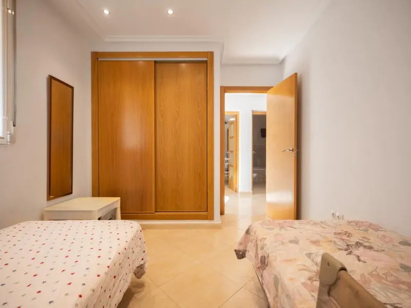 Chalet en UNA PLANTA con PISCINA en San Pedro del Arroyo