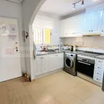 Venta de Espectacular Piso Bajo en Playa Islas Menores con Amplio Porche y Piscina Comunitaria 6