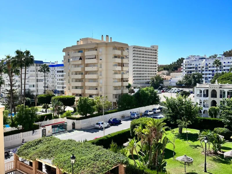 PISO EN VENTA EN CALLE LE CORBUSIER , Benalmádena
