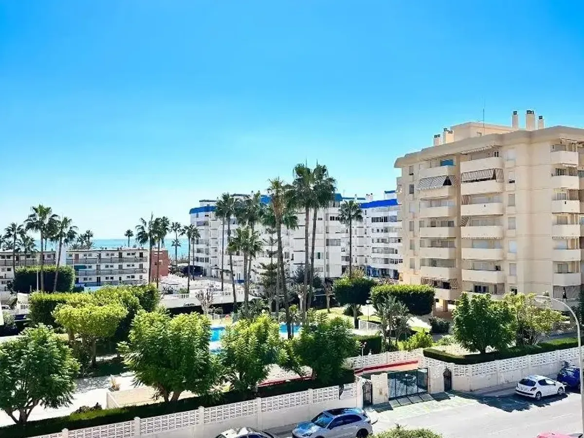 PISO EN VENTA EN CALLE LE CORBUSIER , Benalmádena