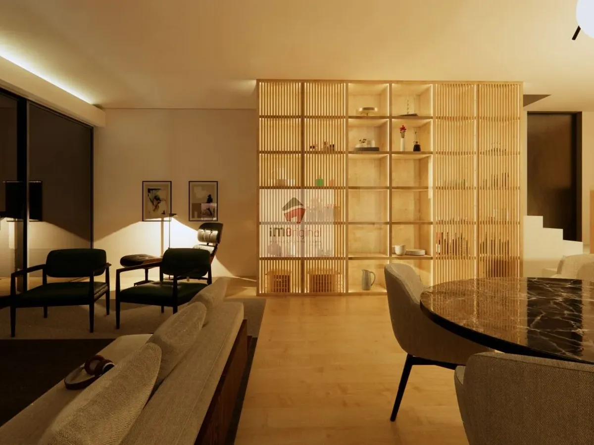 Moradia 4 frentes com piscina, terreno c/420 m2, Grijó