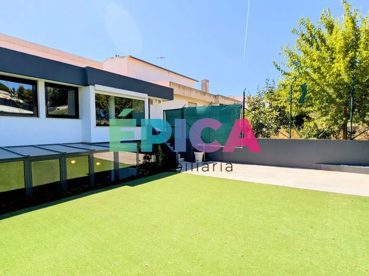 Moradia T6+2 Alfragide