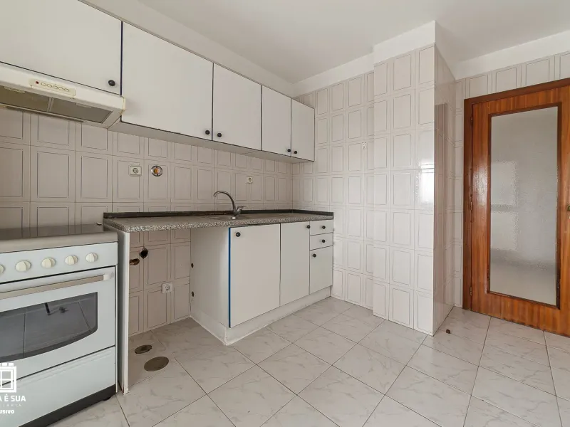 Apartamento T2 para arrendamento em São João de Ovar