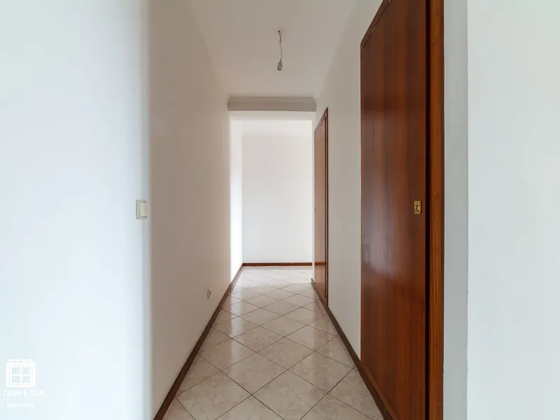 Apartamento T2 para arrendamento em São João de Ovar