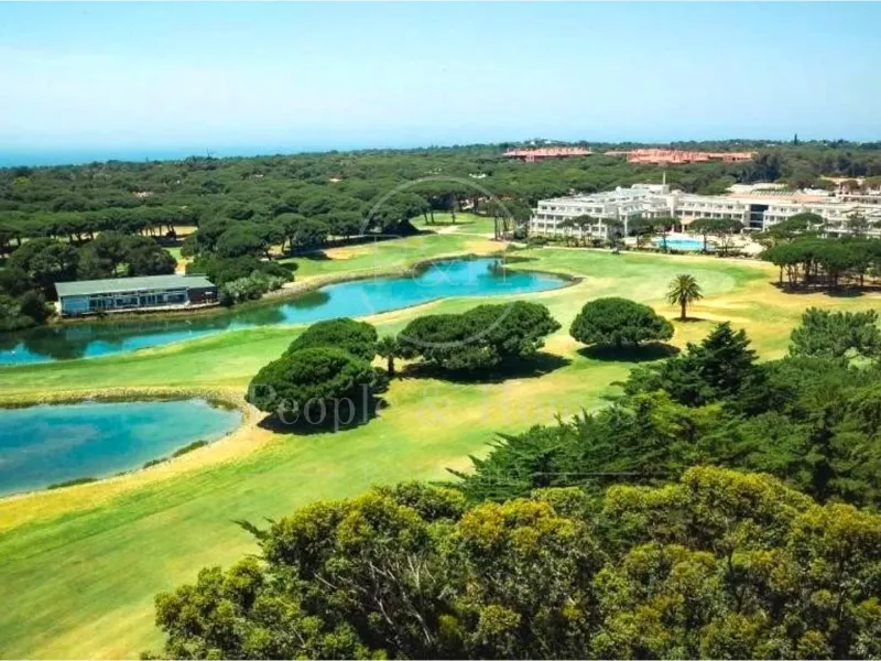 Cascais - Quinta da Marinha. Ultra moderna. Nova. Vista mar