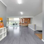 Armazém 241m2 | Zona Industrial Ermesinde | 2 Frentes | 2 Pisos 7