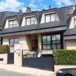 MAGNIFICO CHALET EN LA CIUDAD 2