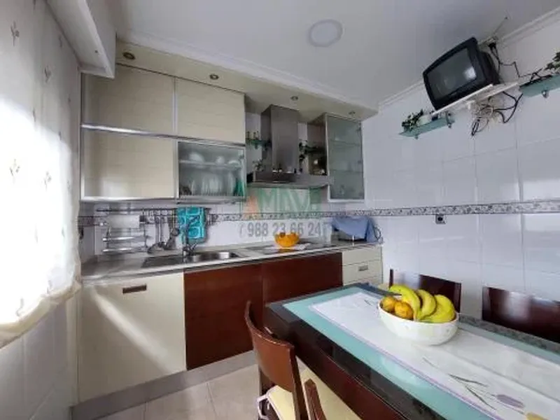 MAGNIFICO CHALET EN LA CIUDAD