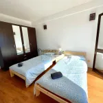 Apartamento T2 com vista mar situado perto do centro histórico de Albufeira. 10