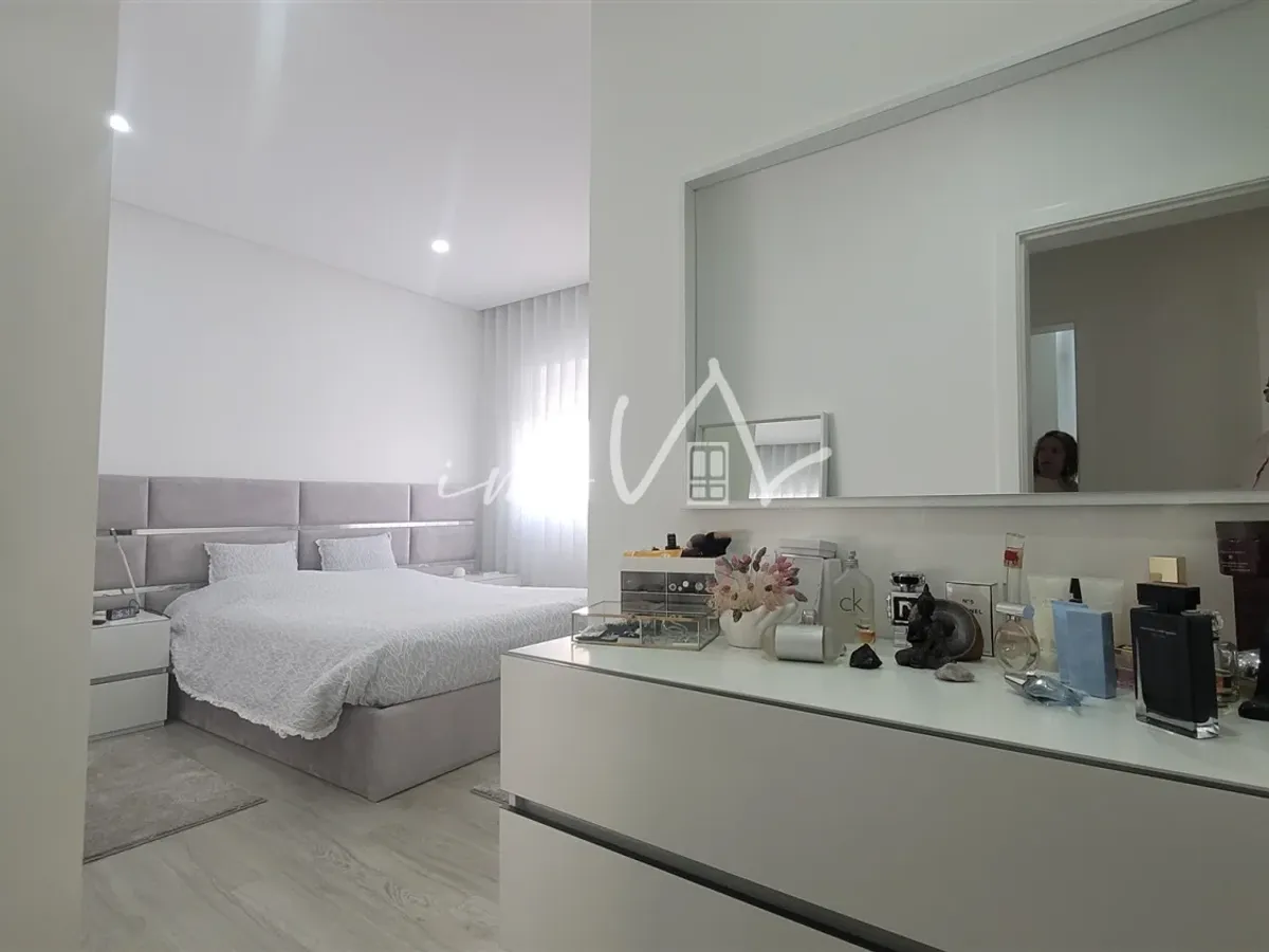 Apartamento T3 junto à praia