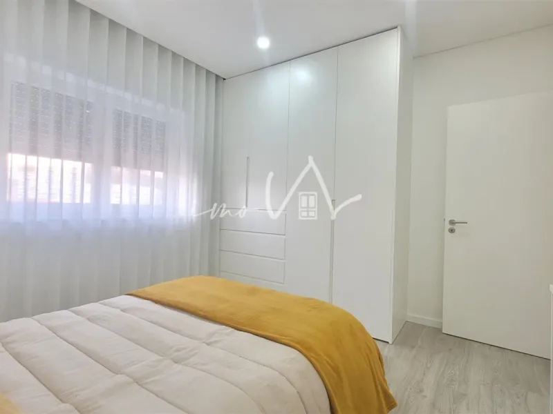 Apartamento T3 junto à praia
