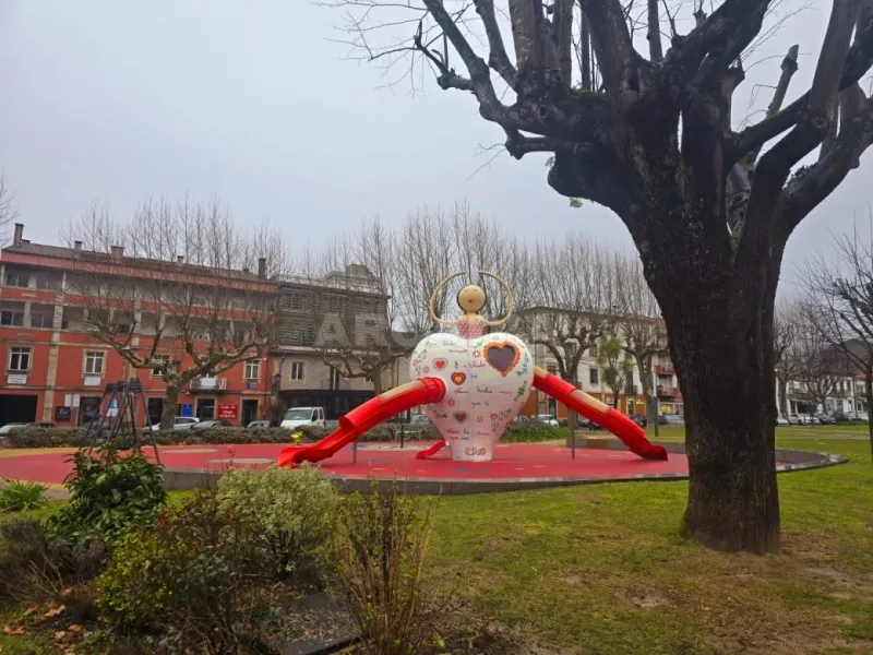 Apartamento T0 todo equipado e mobilado com Elevador