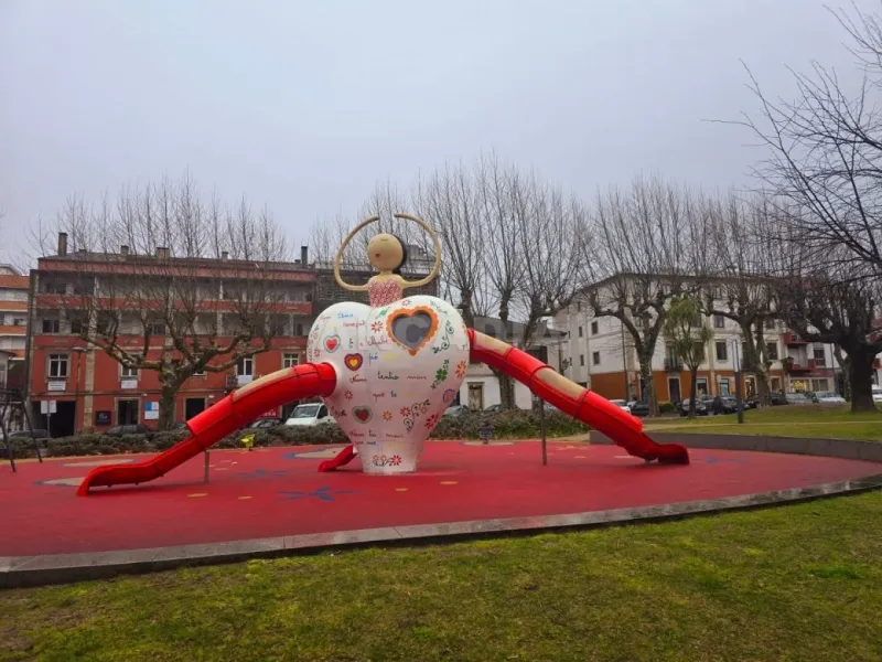 Apartamento T0 todo equipado e mobilado com Elevador