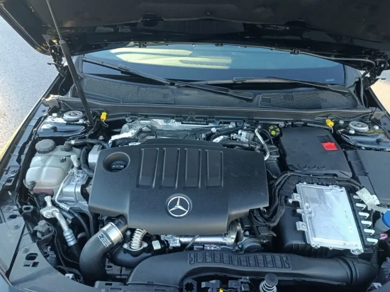 Mercedes-Benz CLA 200D Shooting Brake AMG