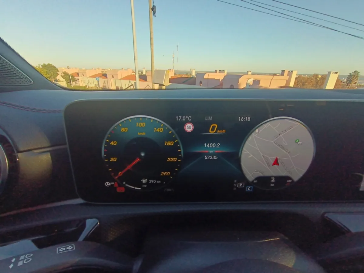 Mercedes-Benz CLA 200D Shooting Brake AMG