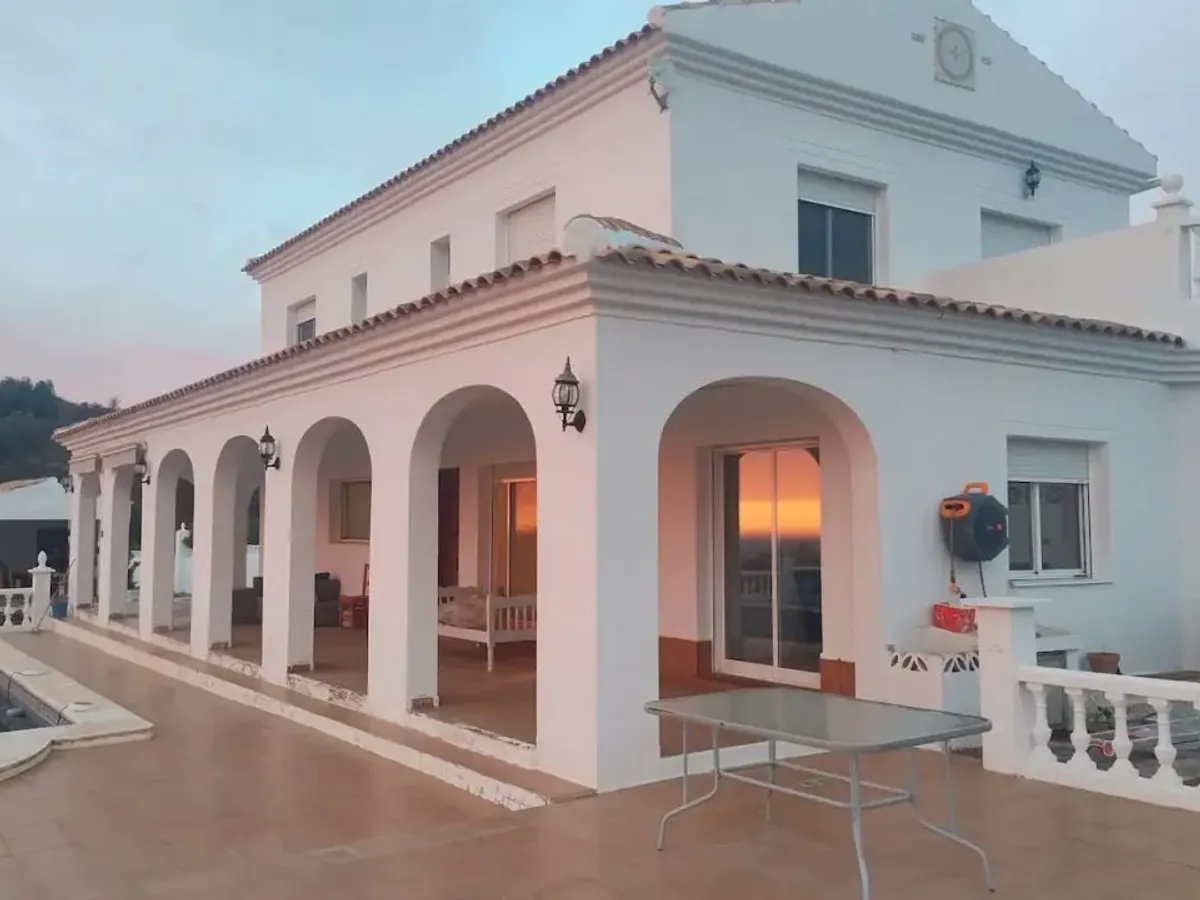 Country Villa 4 beds 3 bath Vélez Málaga