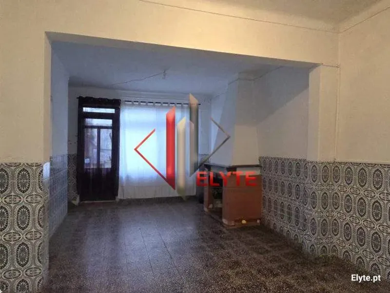 Moradia de 4 assoalhadas em Benfica do Ribatejo