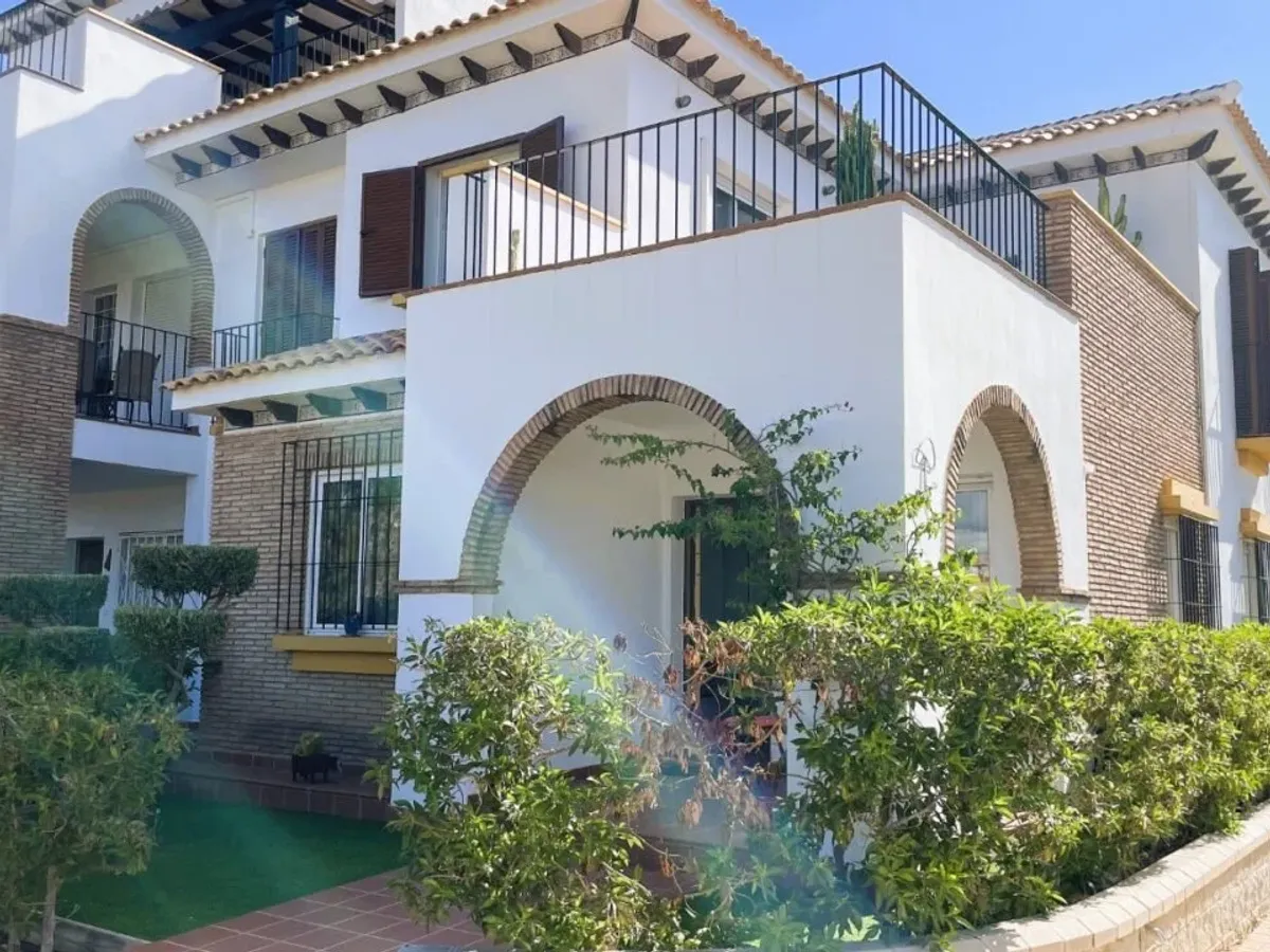 Fabulous 3-bedroom duplex with mountain views and garden in Vera playa