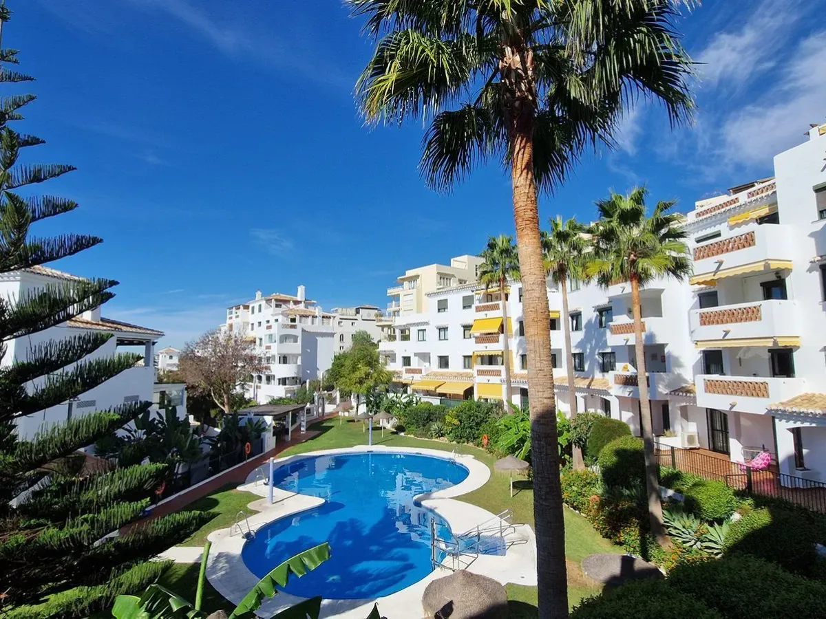 Middle Floor Apartment in Benalmadena Costa