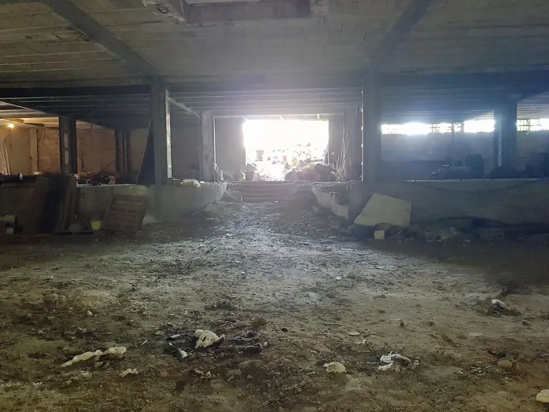 Large Freehold For Night Club-Restaurant for Sale