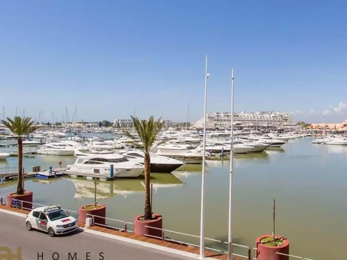 FOR SALE APARTMENT T0 PLUS 1 BEDROOM IN VILAMOURA MARINA