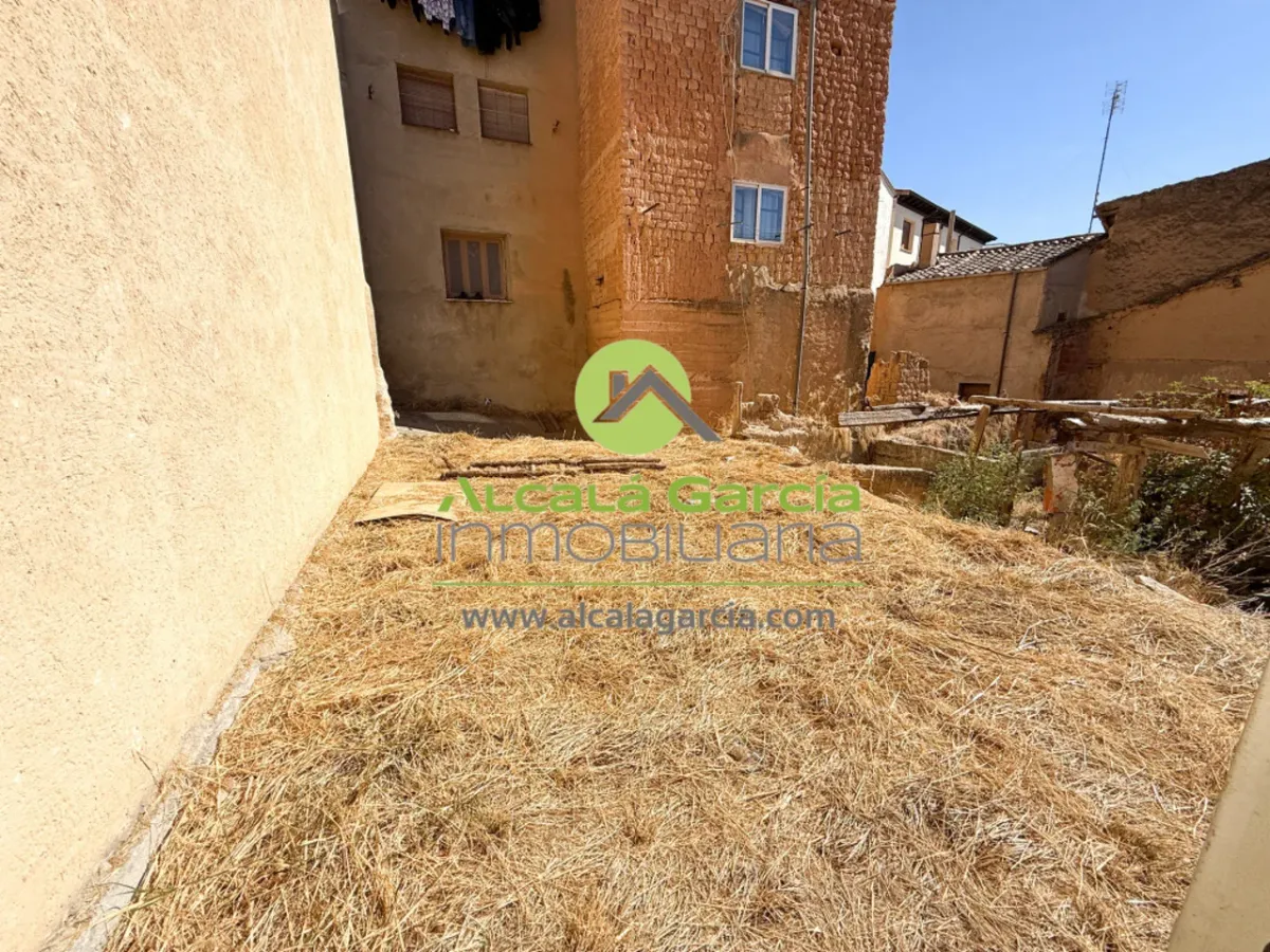 Solar en venta en San Esteban de Gormaz