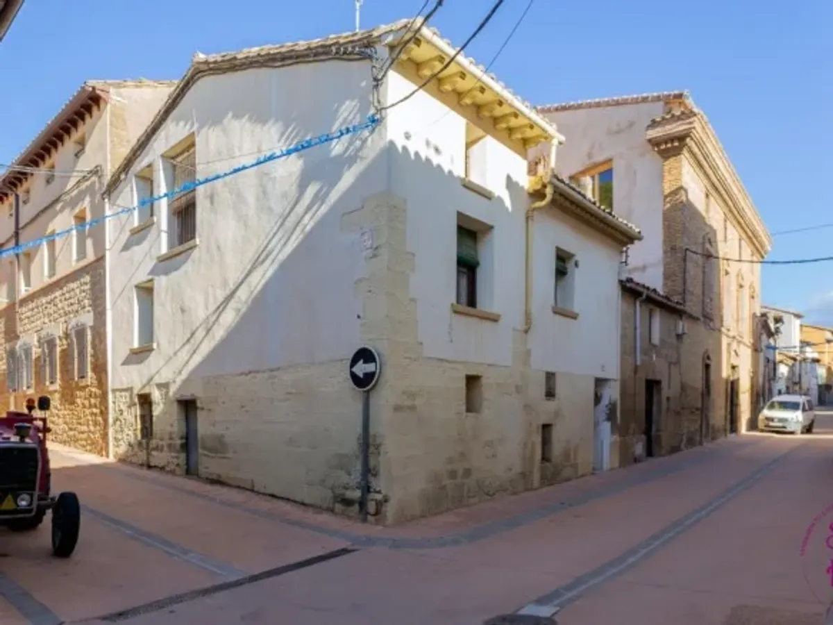 Casa independiente en Ayerbe