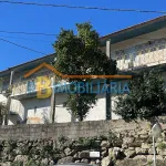 Conjunto de 2 moradias geminadas em Mansores 4