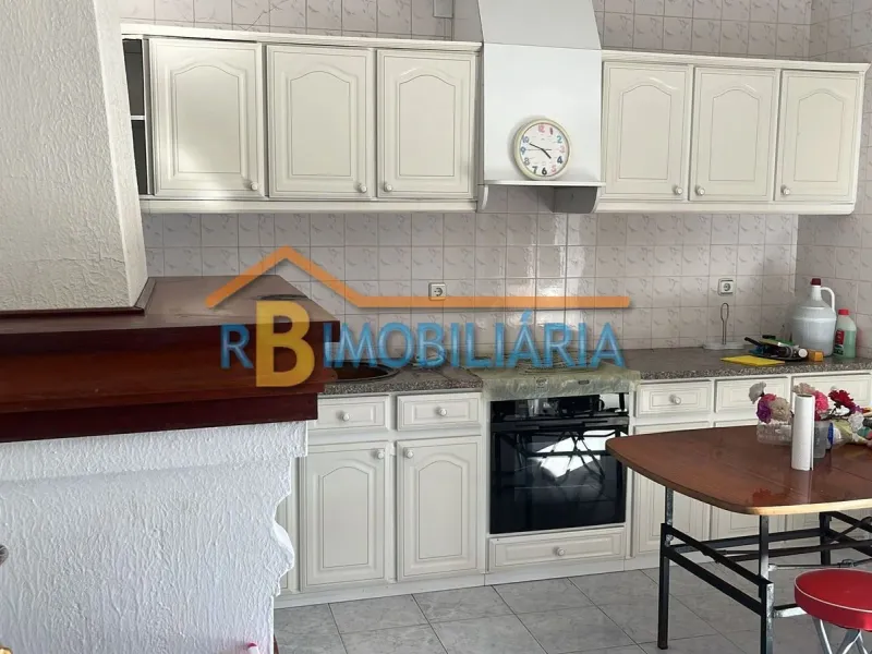 Conjunto de 2 moradias geminadas em Mansores