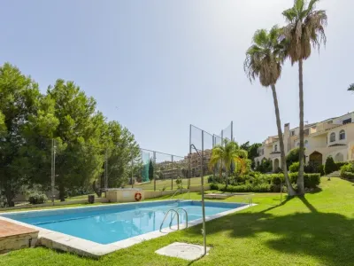 VIVIENDA ADOSADA EN ENVIA GOLF REF:2338