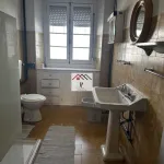 Apartamento T4 Junto a Faculdade Economia ( A229PV) 5