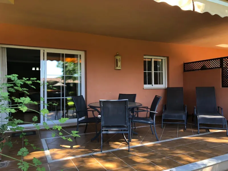 2 Dormitorio Apartamento En Venta en Elviria