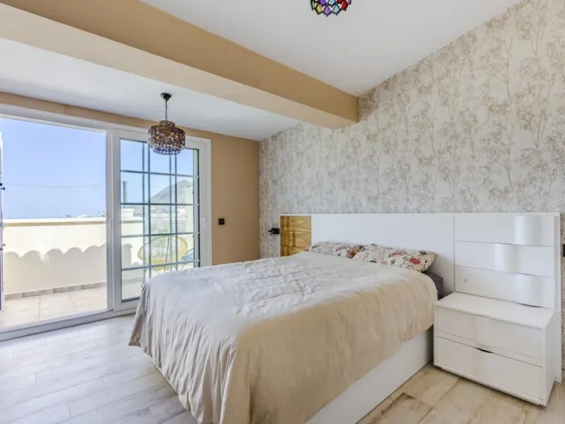 VIVIENDA ADOSADA EN ENVIA GOLF REF:2338