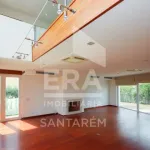 Moradia T6 com Piscina no Centro da Cidade Santarém 3